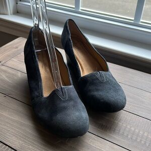 GUC Softspots wedge shoes sz 11